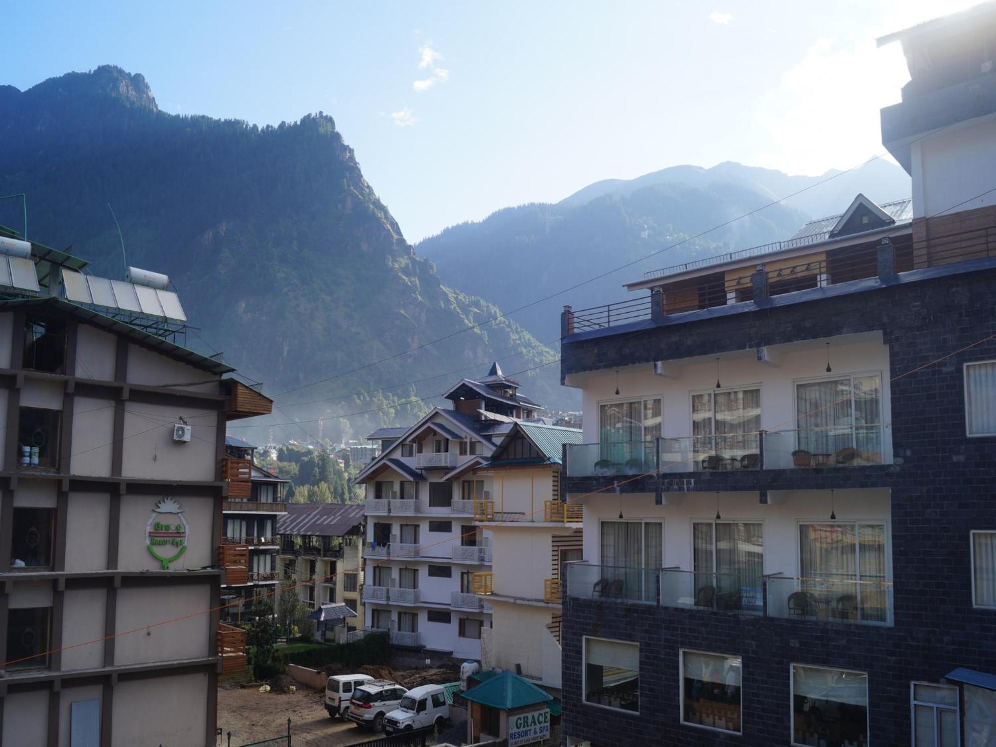 Hotel Manali Queen 외부 사진