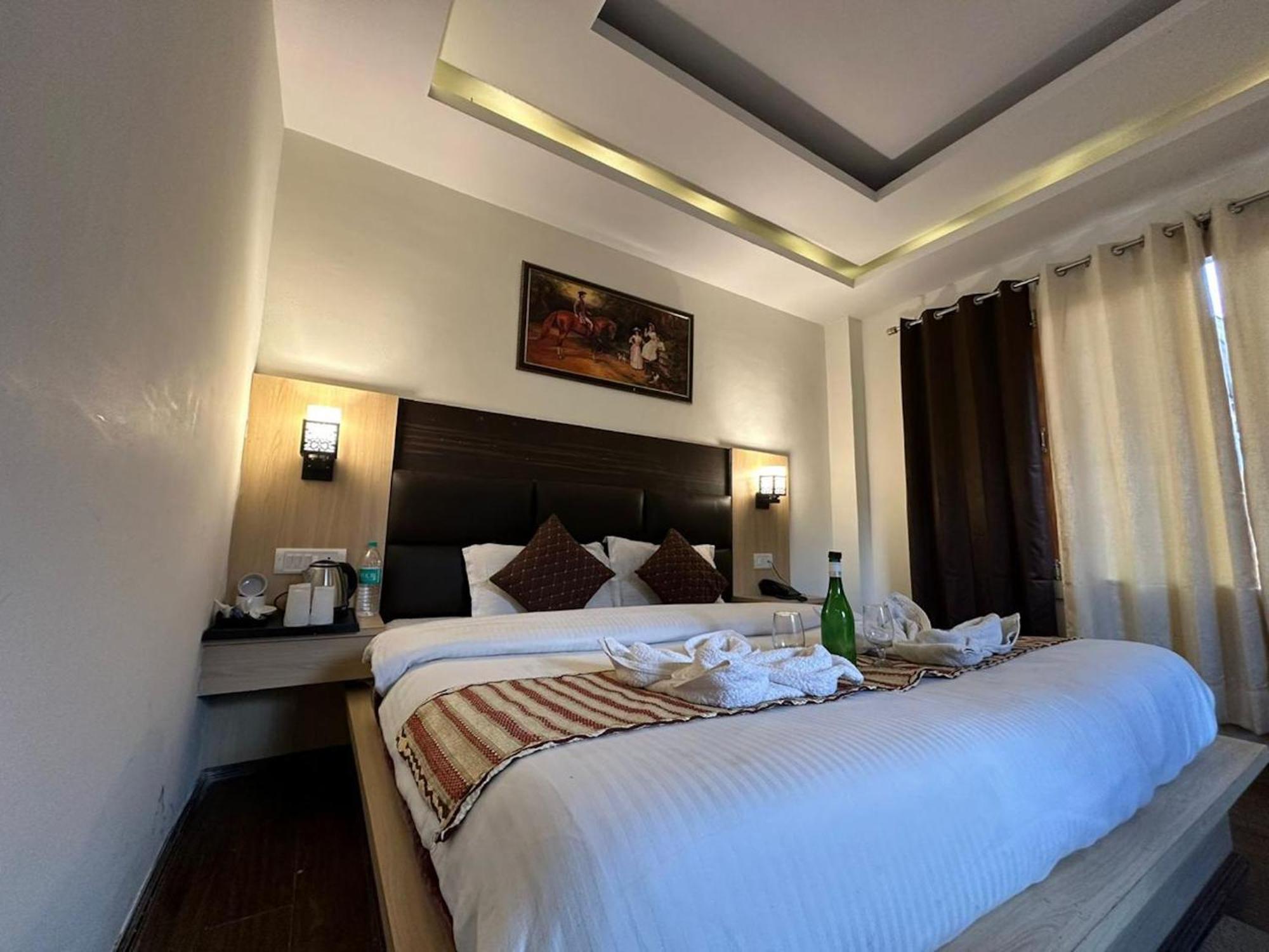 Hotel Manali Queen 외부 사진